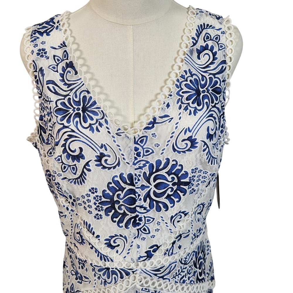 Taylor Blue White Floral Lace V-Neck Midi Dress Sleeveless Size 14 1430M Cottage - Picture 2 of 11
